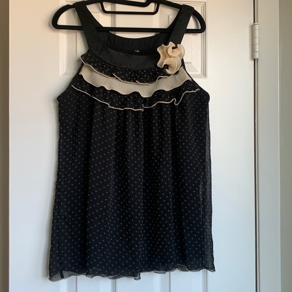 Black and Tan Sleeveless Top with Ruffle Detail